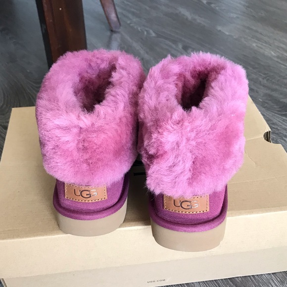 Ugg classic mini fluff boot - Picture 3 of 5